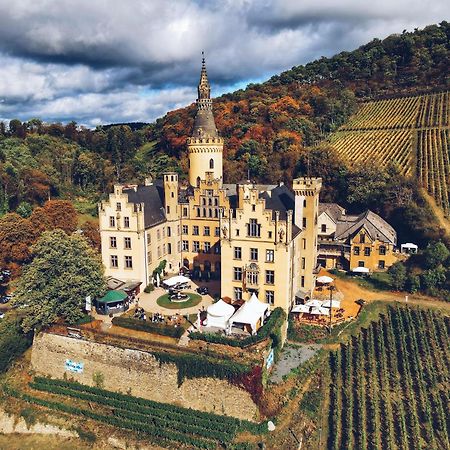 Schloss Arenfels Бад-Ґеннінген Екстер'єр фото