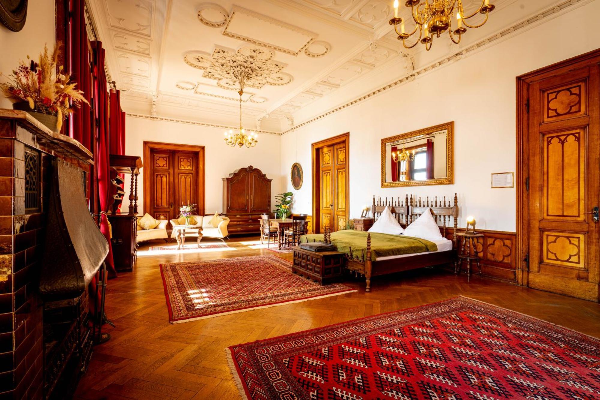 Schloss Arenfels Бад-Ґеннінген Екстер'єр фото
